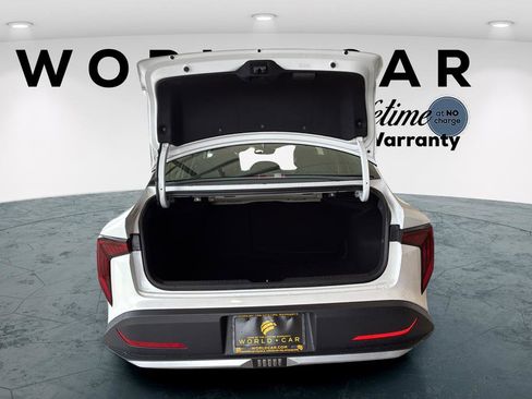 New 2026 Kia K4 FWD image 18