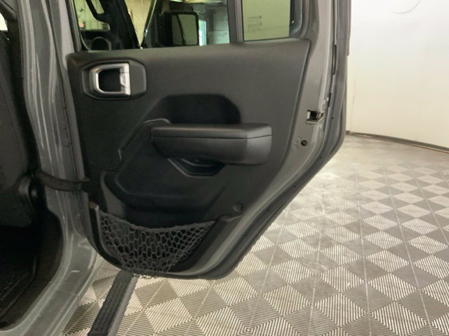 Used 2019 Jeep Wrangler Unlimited Sport S AWD/4WD image 31