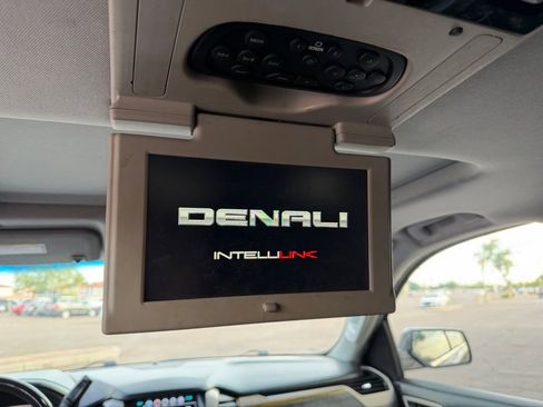Used 2017 GMC Yukon Denali w/ Open Road Package image 28