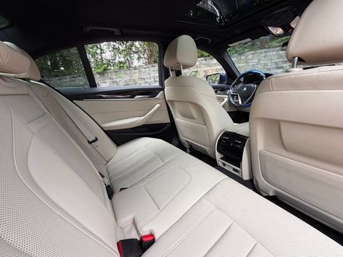 Used 2021 BMW 530i xDrive w/ Convenience Package AWD/4WD image 33