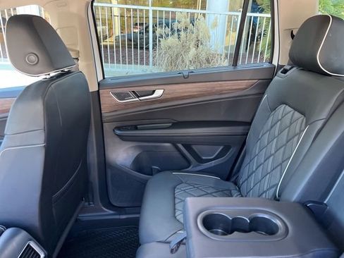 New 2026 Volkswagen Atlas SEL Premium R-Line image 14