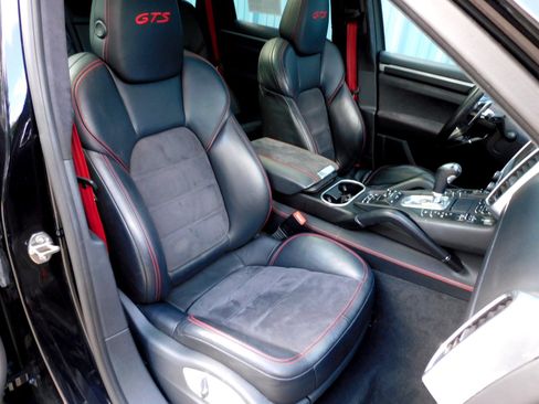 Used 2016 Porsche Cayenne GTS AWD/4WD image 19