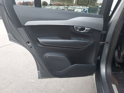 Used 2016 Volvo XC90 T6 R-Design w/ Vision Package image 26