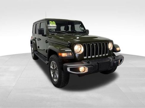 Used 2020 Jeep Wrangler Unlimited Sahara w/ Cold Weather Group AWD/4WD image 5