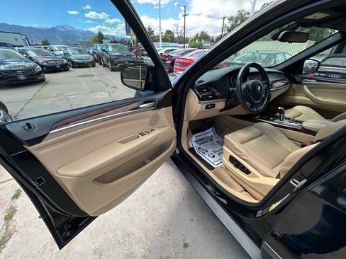 Used 2011 BMW X5 xDrive50i AWD/4WD image 9
