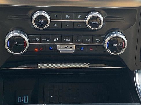 Certified 2023 Ford F150 Lariat w/ Equipment Group 502A High image 15