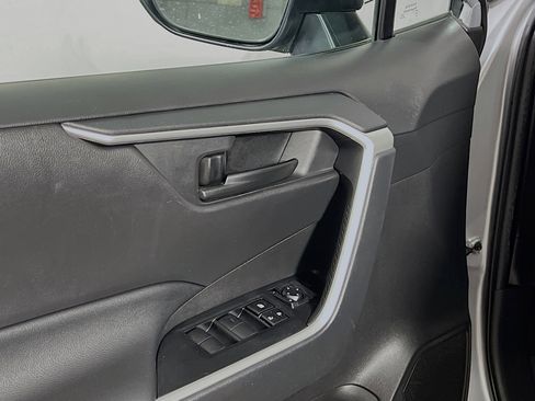 Used 2023 Toyota RAV4 LE image 17