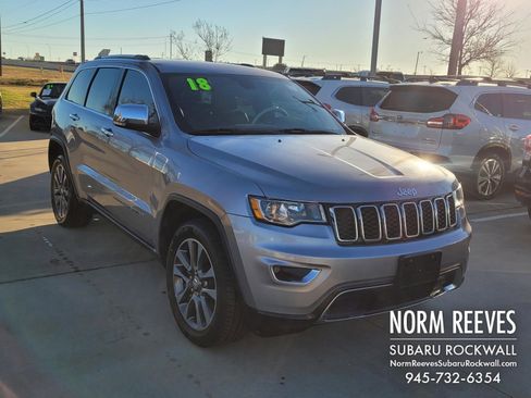 Used 2018 Jeep Grand Cherokee Limited image 16