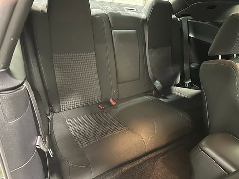 Used 2018 Dodge Challenger R/T Scat Pack RWD image 13