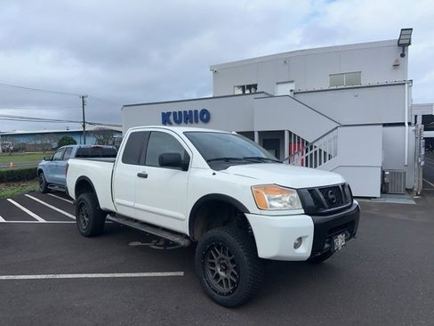 Used 2015 Nissan Titan SV w/ SV Value Truck Package image 1