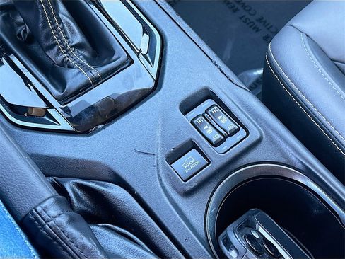 Used 2022 Subaru Crosstrek 2.5i Sport w/ Moonroof Package image 19