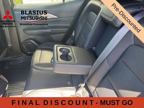 Used 2025 Chevrolet Equinox EV LT w/ Convenience Package FWD image 34