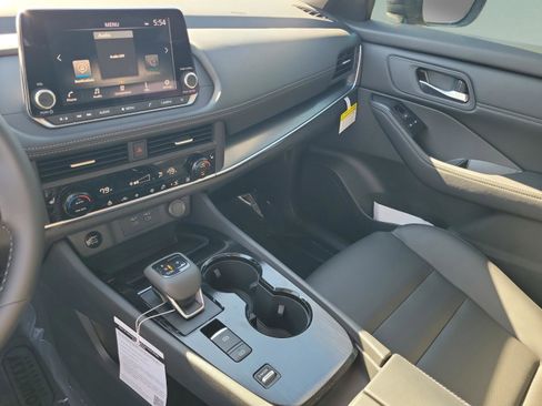 New 2026 Nissan Rogue SV w/ SV Premium Package image 33