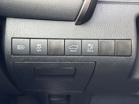 Used 2022 Toyota Camry SE image 22