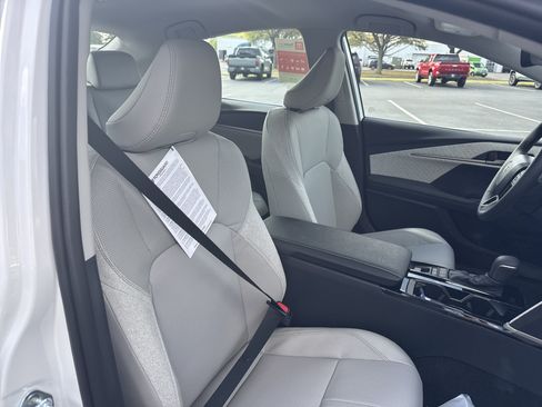 New 2026 Toyota Camry XLE FWD image 34