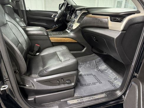 Used 2020 GMC Yukon XL Denali w/ Open Road Package AWD/4WD image 45