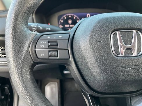 Certified 2023 Honda Accord LX image 20