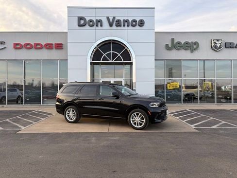 Used 2025 Dodge Durango GT image 1