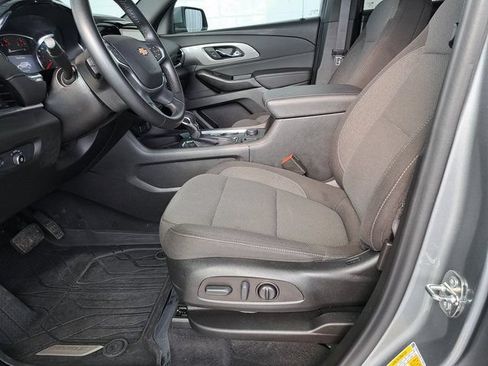 Used 2023 Chevrolet Traverse LT AWD/4WD image 25