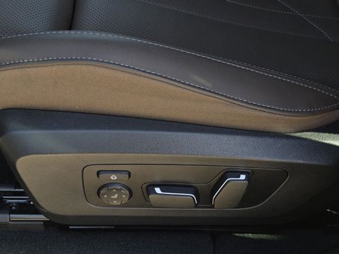 Certified 2025 BMW X3 xDrive30i w/ Premium Package image 30