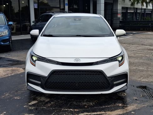 Used 2020 Toyota Corolla SE FWD image 3