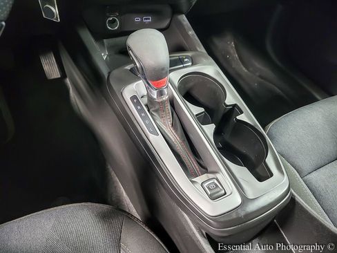 Used 2024 Chevrolet Trax RS image 17