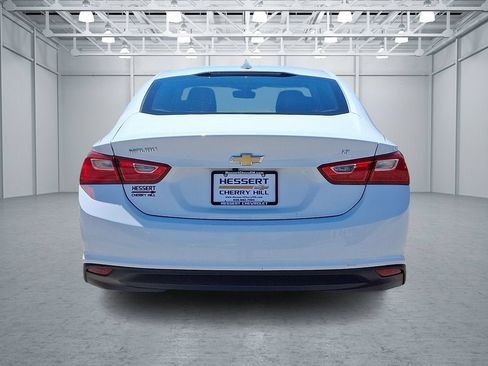 Certified 2018 Chevrolet Malibu LT FWD image 6