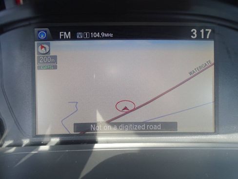 Used 2014 Honda Accord Touring image 4