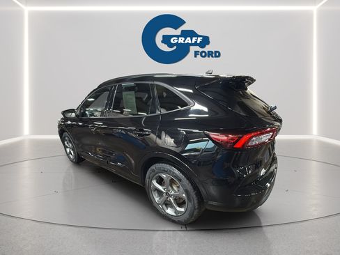 Used 2024 Ford Escape ST-Line w/ Tech Pack #1 FWD image 11