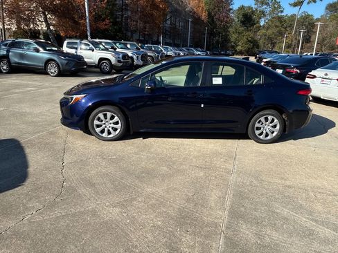 New 2026 Toyota Corolla LE image 2