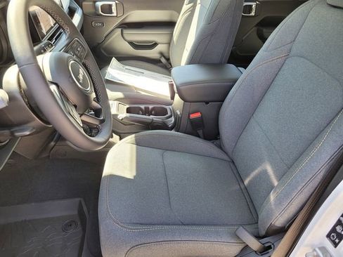 New 2026 Jeep Gladiator Sport image 15