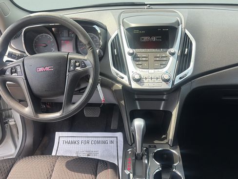 Used 2014 GMC Terrain SLE FWD image 18