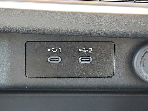 Used 2025 Nissan Rogue SV AWD/4WD image 23
