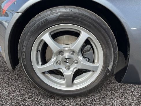 Used 2001 Honda S2000 image 13
