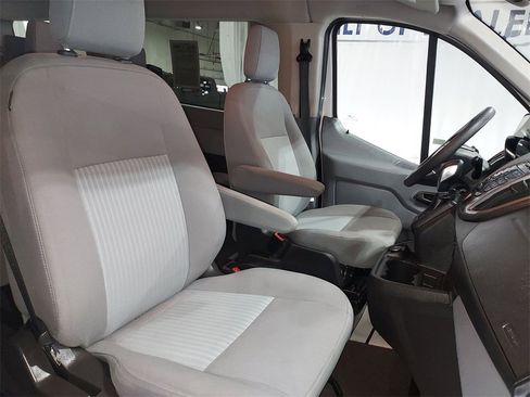 Used 2019 Ford Transit 150 XLT image 28