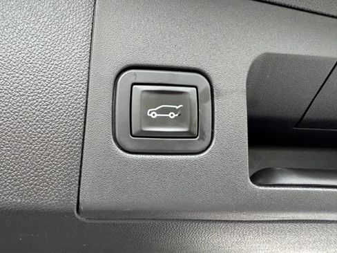 Used 2019 Cadillac XT5 Premium Luxury FWD image 26