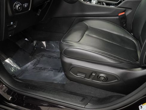 Certified 2022 Jeep Grand Cherokee Limited 4xe image 45