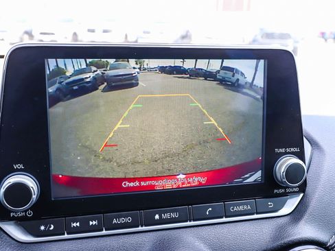 Used 2023 Nissan Sentra SV w/ All-Weather Package FWD image 31