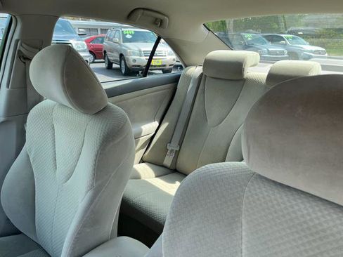 Used 2007 Toyota Camry LE FWD image 7