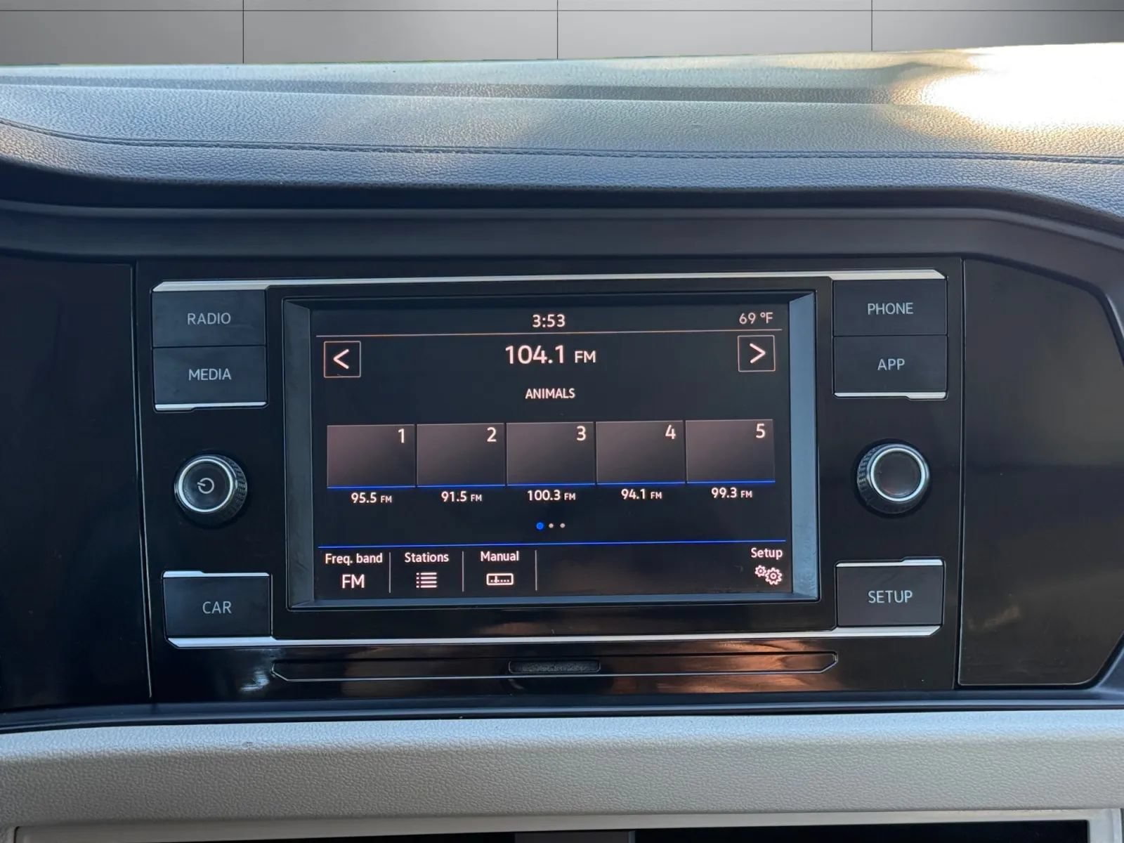 Used 2019 Volkswagen Jetta SE FWD image 29