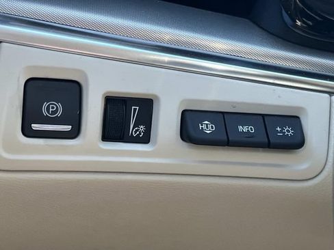 Used 2021 Cadillac XT5 Premium Luxury FWD image 35