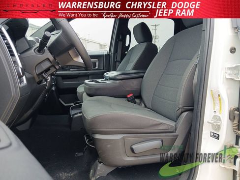 Used 2024 RAM 1500 Warlock AWD/4WD image 12