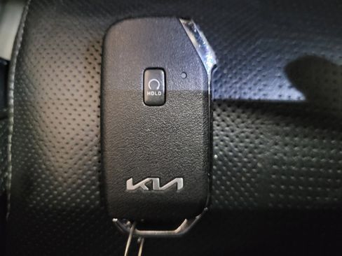 Used 2022 Kia Telluride SX w/ Nightfall Edition Package image 32