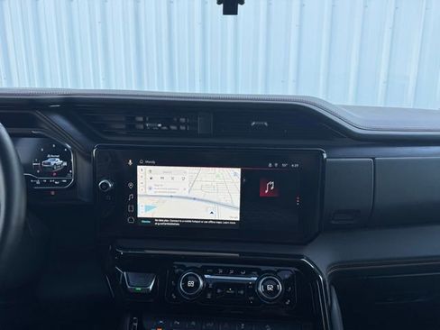 Used 2024 GMC Sierra 1500 AT4 w/ Technology Package image 4