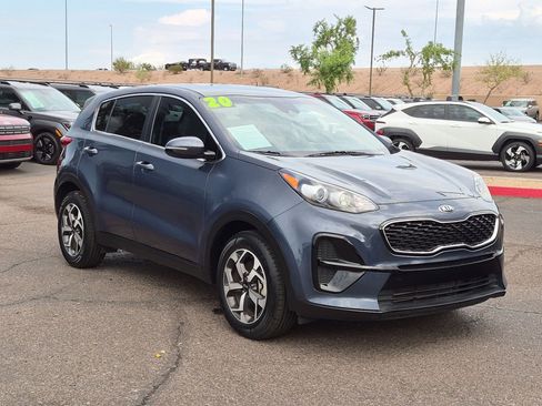Used 2020 Kia Sportage LX w/ LX Popular Package FWD image 3