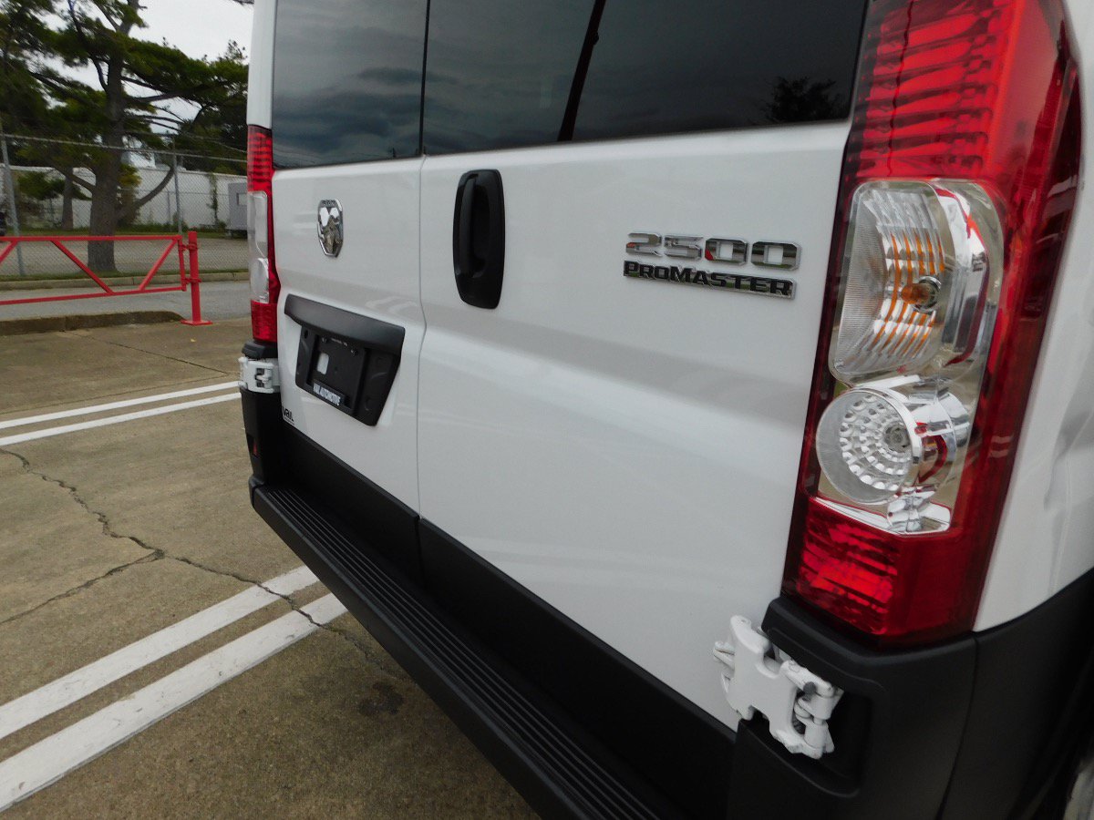 Used 2025 RAM ProMaster 2500 w/ U-Haul Equipment Group FWD image 36