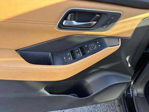 Certified 2023 Nissan Rogue Platinum image 24