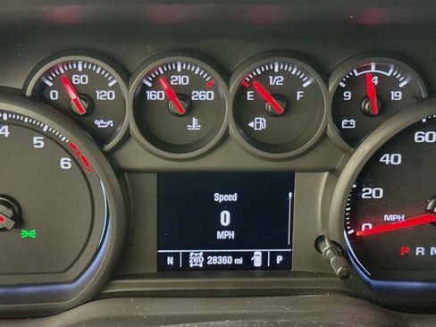 Used 2023 Chevrolet Silverado 1500 Custom AWD/4WD image 10