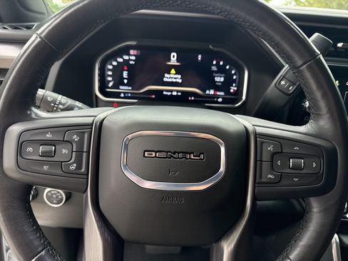 Used 2024 GMC Sierra 2500 Denali Ultimate AWD/4WD image 21
