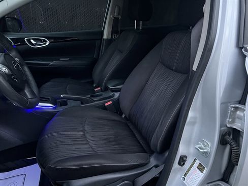 Used 2017 Nissan Sentra SV image 9